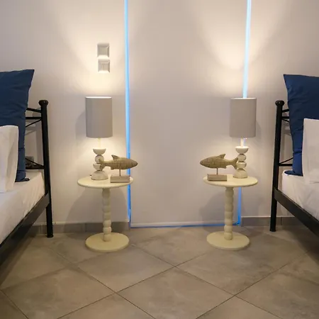 Antel * Naousa (Paros)
